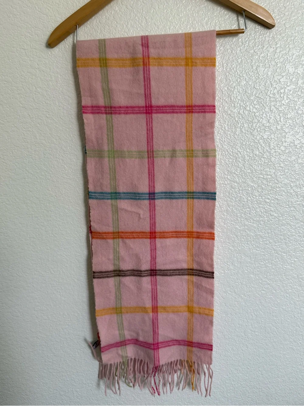 Amicable Pink Cashmere Plaid Scarf
